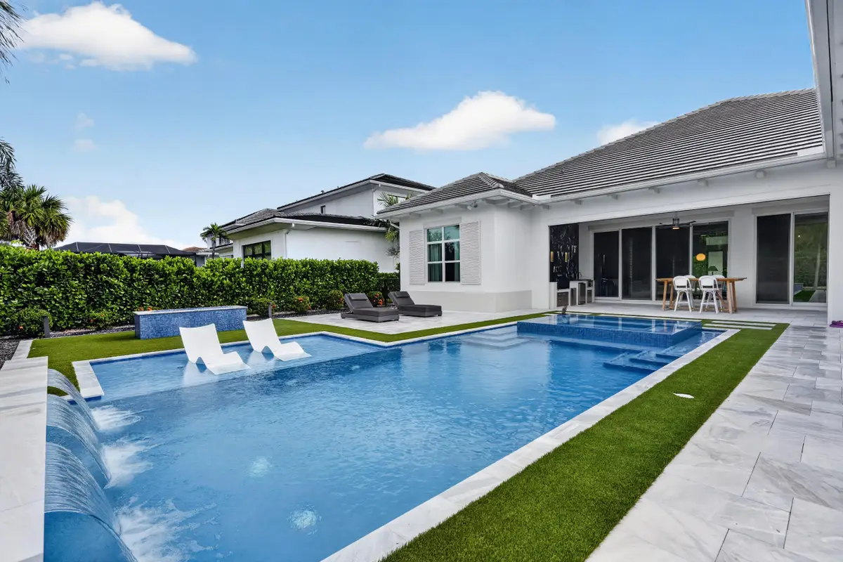 9372 Coral Isles Circle, Palm Beach Gardens, FL 33412 - #1