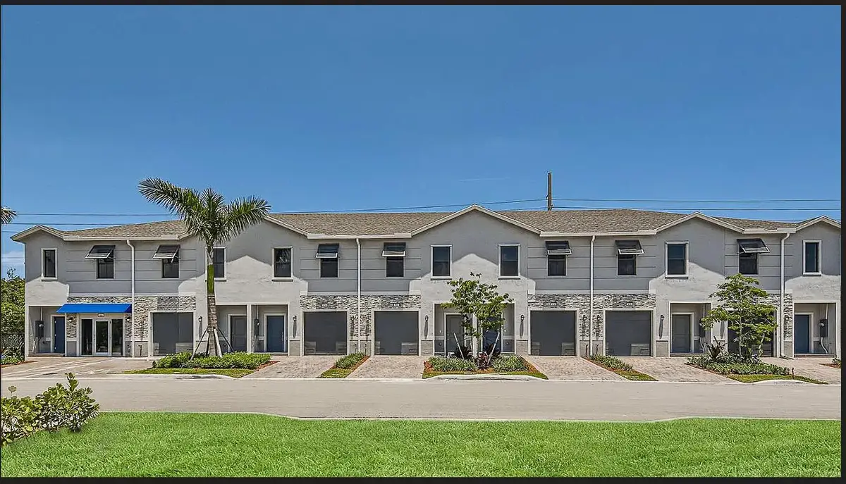 353 NW 9th Street, Pompano Beach, FL 33060 - #1