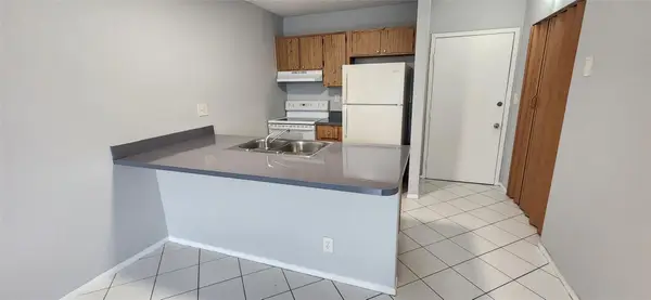 2501 Riverside Drive #513-A, Coral Springs, FL 33065