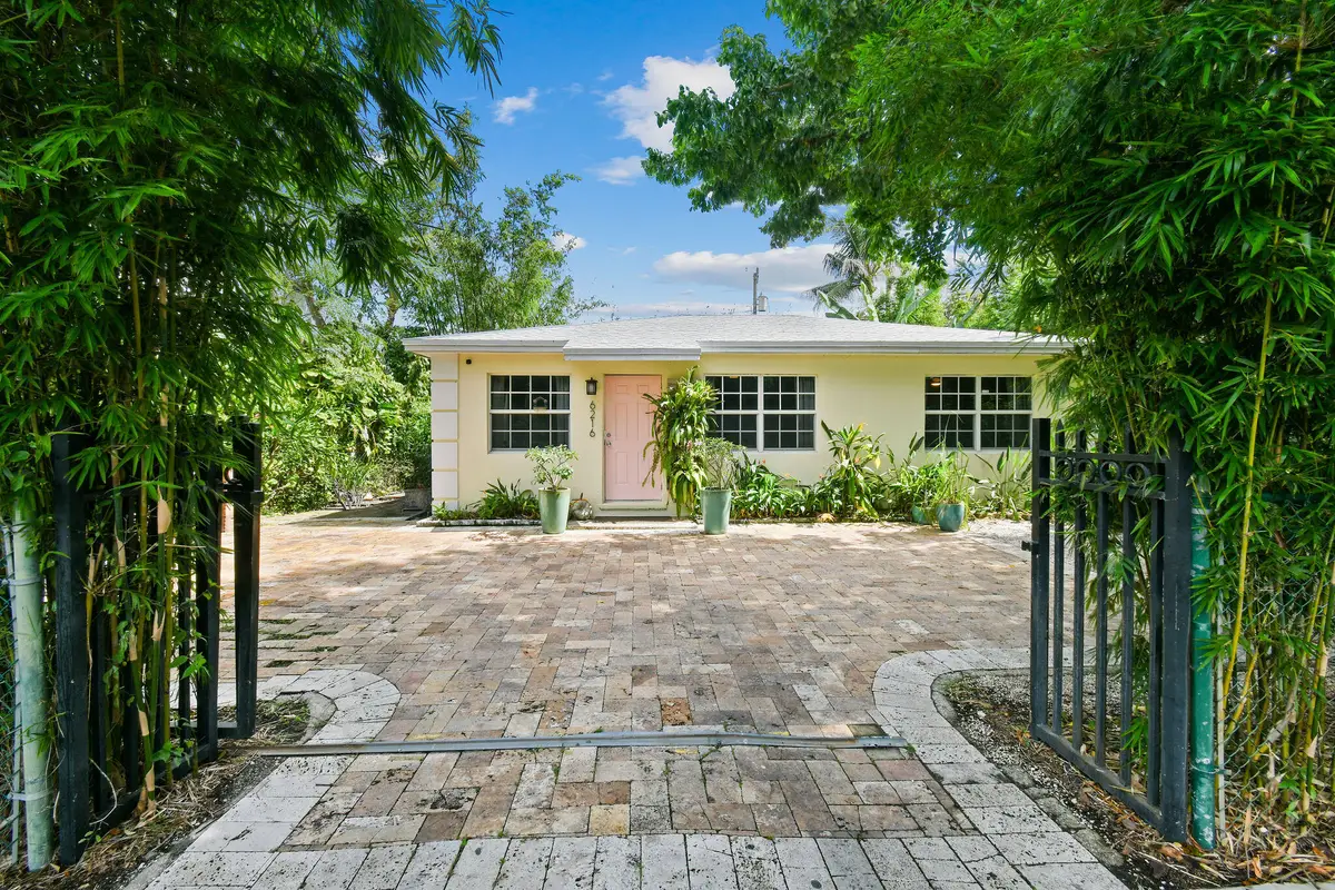 6216 Garden Avenue, West Palm Beach, FL 33405 - #1