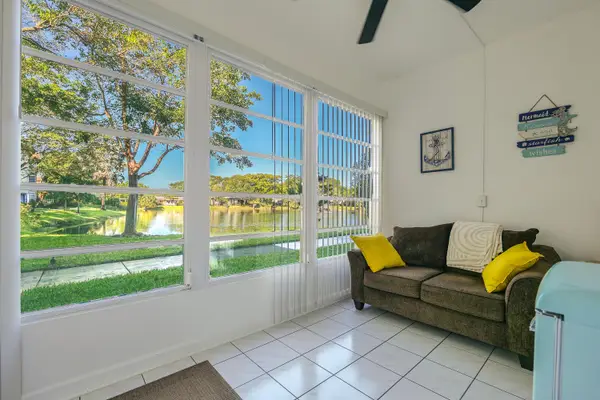 3531 NW 50th Avenue #413, Lauderdale Lakes, FL 33319
