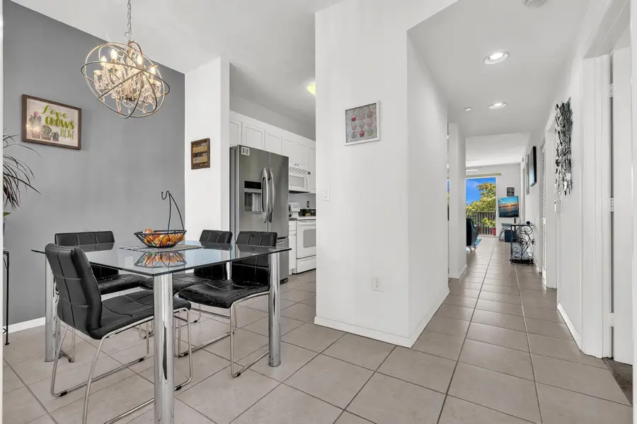 7735 Yardley Drive #305, Tamarac, FL 33321 - #3