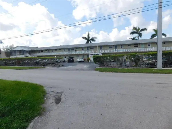 960 Crystal Lake Drive, Pompano Beach, FL 33064