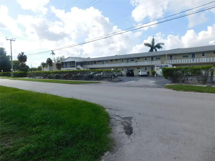 960 Crystal Lake Drive, Pompano Beach, FL 33064 - #2