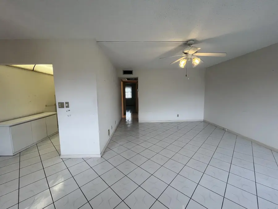 4006 Farnham N #4006, Deerfield Beach, FL 33442 - #3