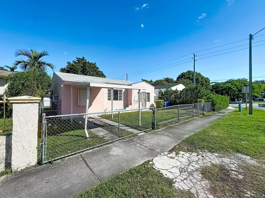 511 NW 46th Street, Miami, FL 33127 - #3