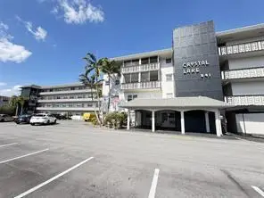 941 Crystal Lake Drive #105, Deerfield Beach, FL 33064