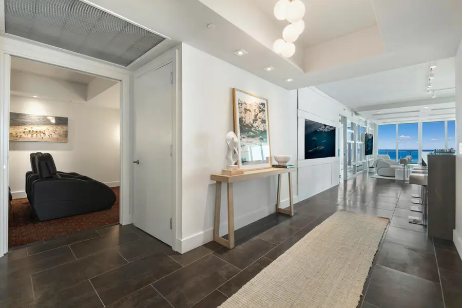 101 S Fort Lauderdale Beach Boulevard #1501, Fort Lauderdale, FL 33316 - #2