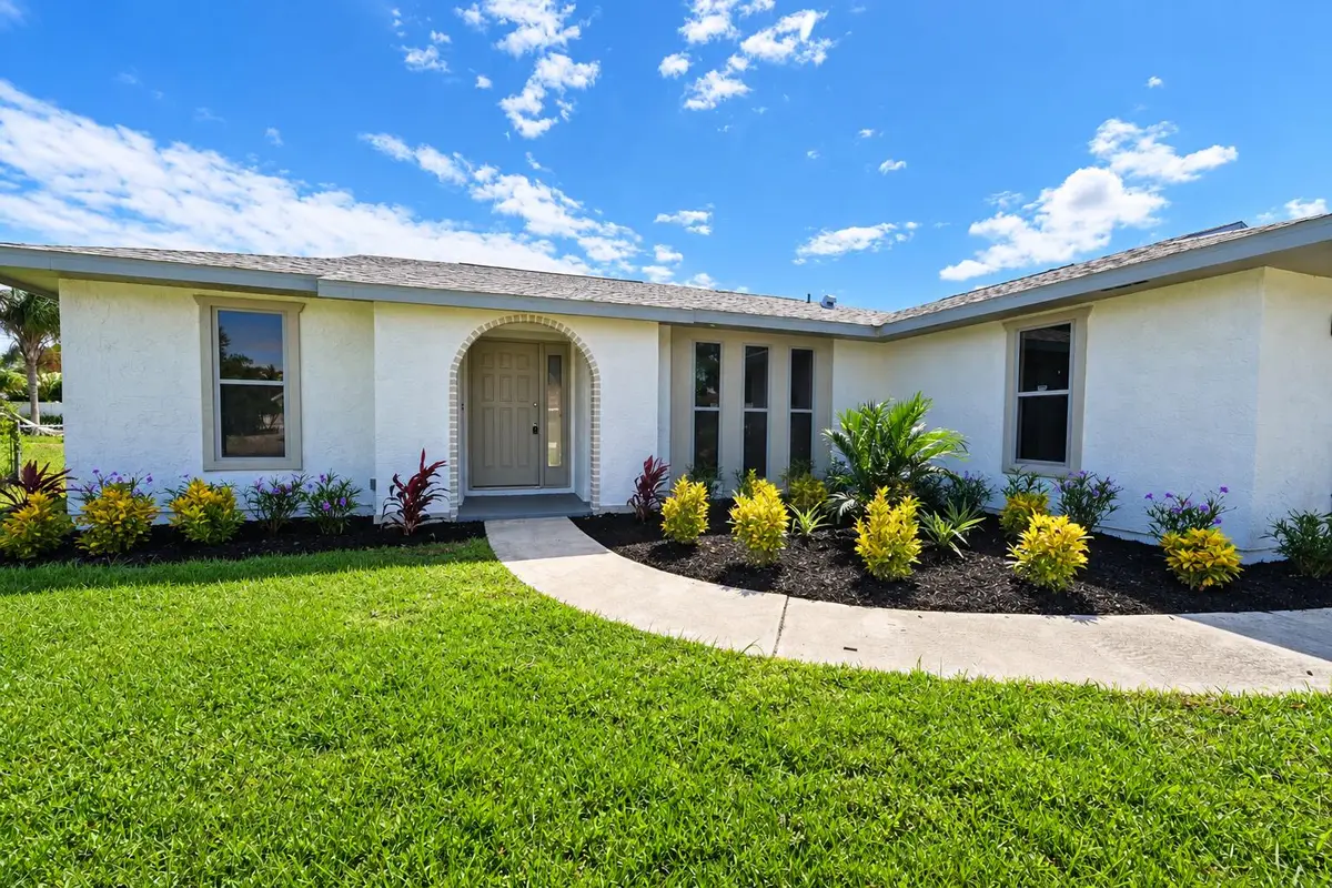 2502 SE Calusa Avenue, Port Saint Lucie, FL 34952 - #1