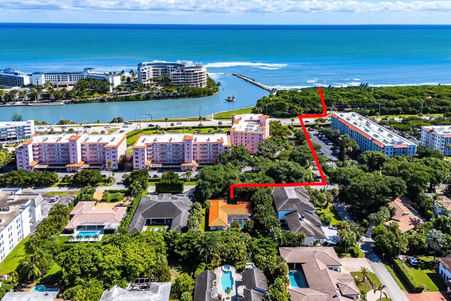 1075 Banyan Road, Boca Raton, FL 33432 - #2