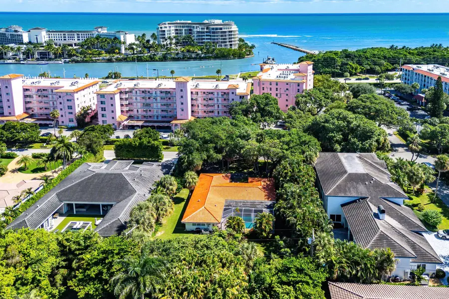 1075 Banyan Road, Boca Raton, FL 33432 - #3