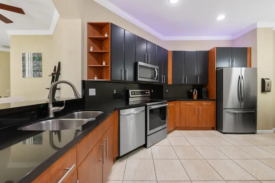 6435 Bella Circle #201, Boynton Beach, FL 33437 - #3