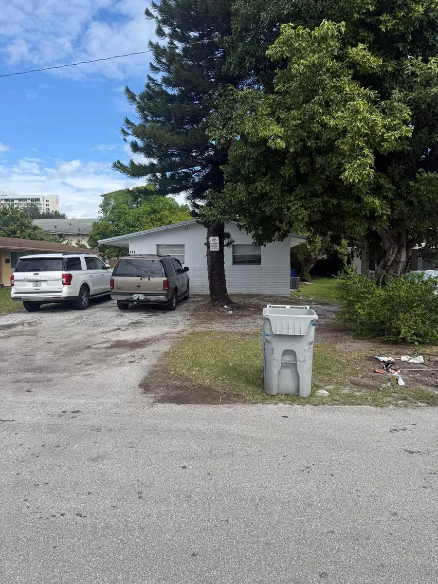 711 SW 7th Street #1-2, Pompano Beach, FL 33060 - #2