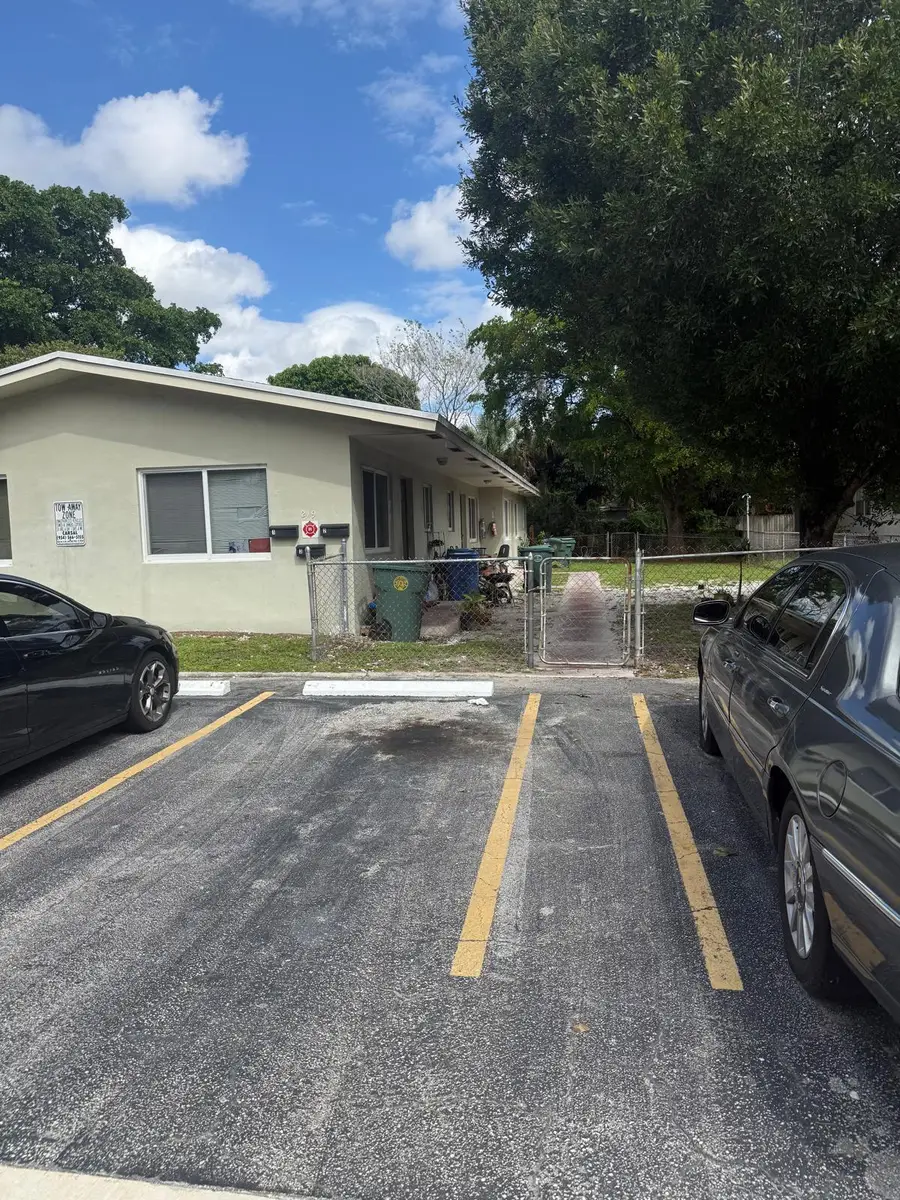 219 NW 40th Court #1-3, Oakland Park, FL 33309 - #2