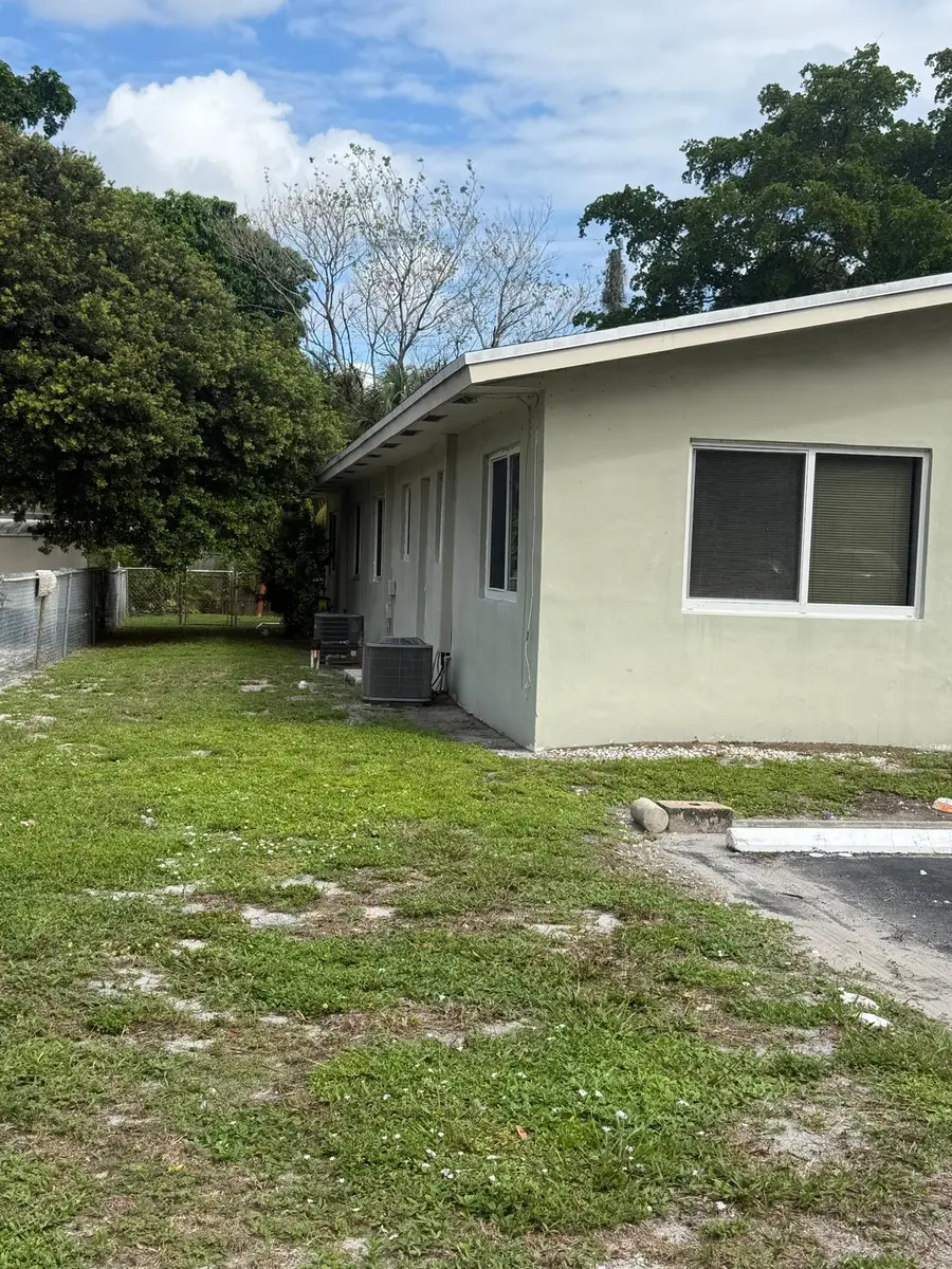 219 NW 40th Court #1-3, Oakland Park, FL 33309 - #3