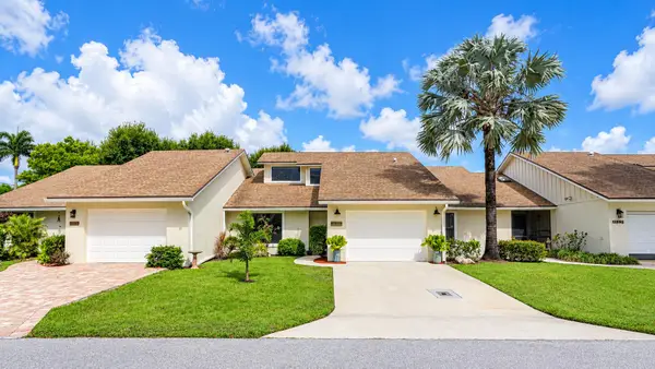 11894 Donlin Drive, Wellington, FL 33414