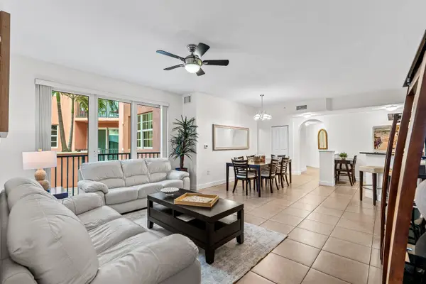 225 NE 1st Street #214, Delray Beach, FL 33444