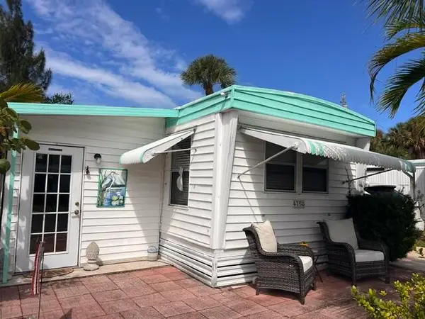 4768 NE Blue Heron Lane, Jensen Beach, FL 34957