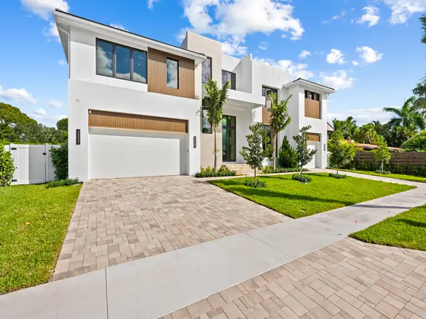 2737 NE 18th Street, Fort Lauderdale, FL 33305