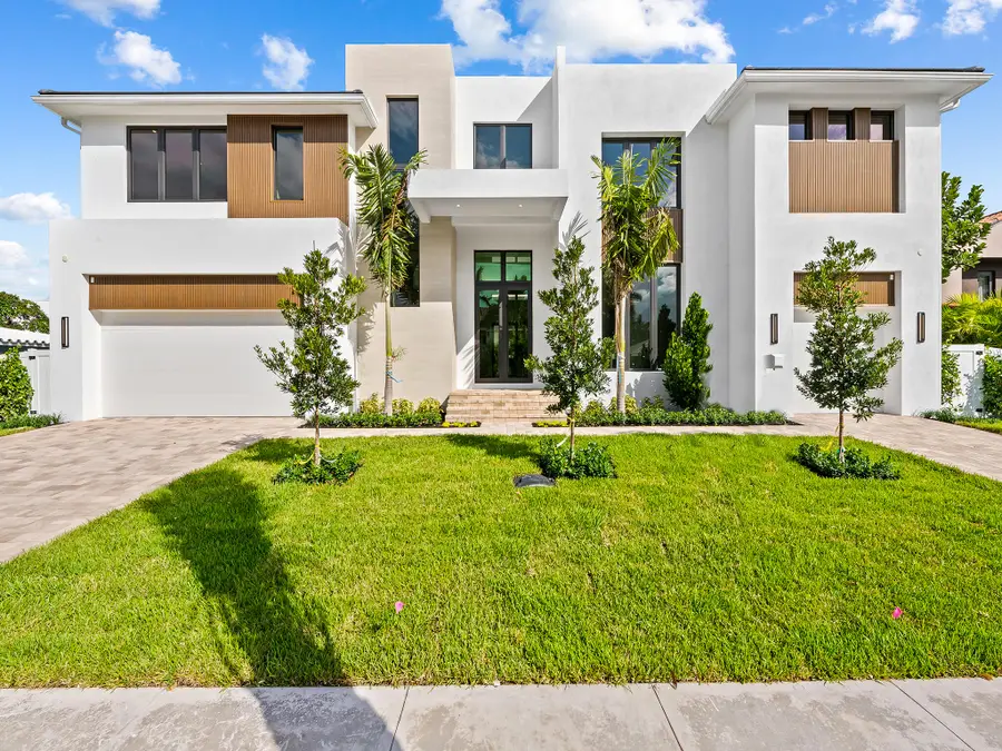 2737 NE 18th Street, Fort Lauderdale, FL 33305 - #2