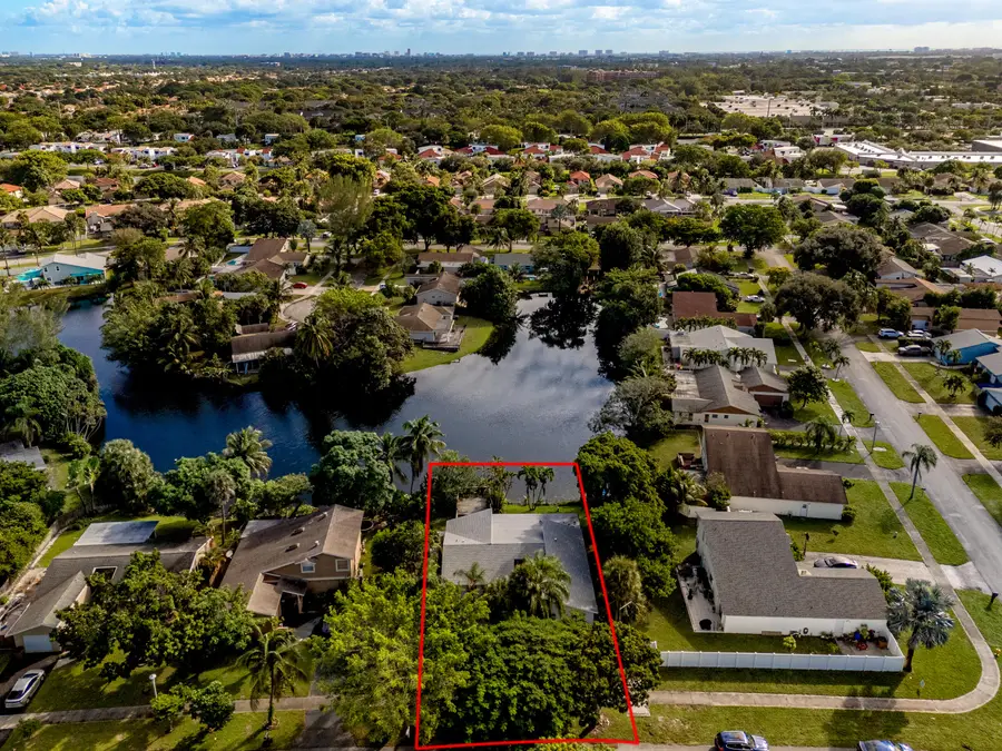 288 NW 39th Way, Deerfield Beach, FL 33442 - #3