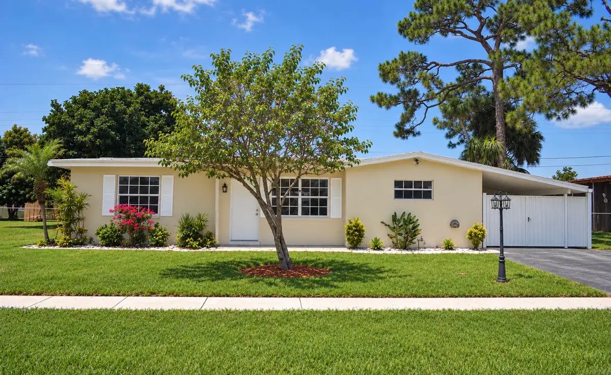 1903 E Chatham Road, West Palm Beach, FL 33415 - #1