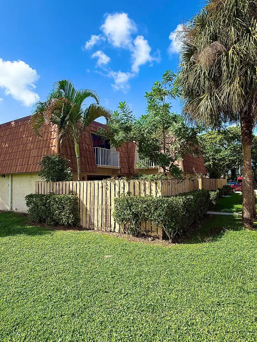 707 Mill Valley Place, West Palm Beach, FL 33409 - #2
