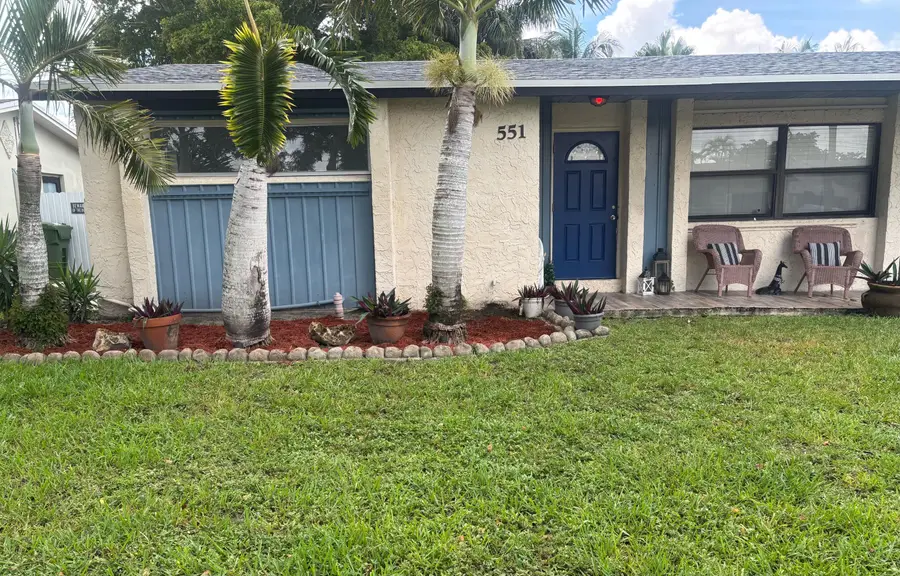 551 NW 99th Way, Pembroke Pines, FL 33024 - #2