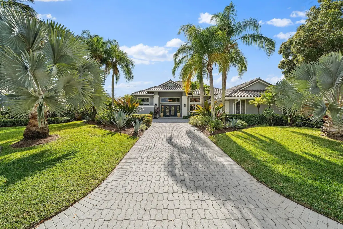 140 Thornton Drive, Palm Beach Gardens, FL 33418 - #1
