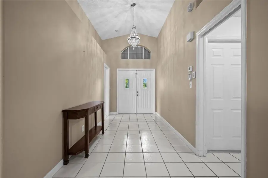 127 Saratoga Boulevard E, Royal Palm Beach, FL 33411 - #3