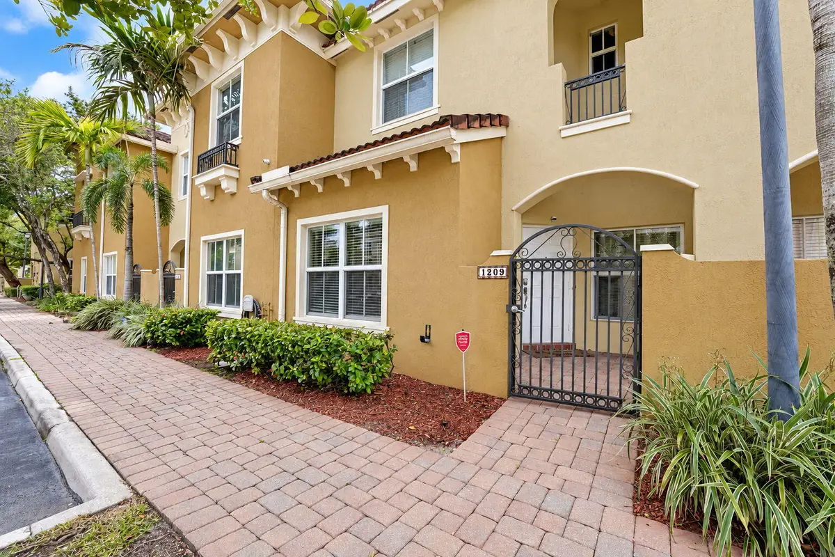 2851 W Prospect Road #1209, Tamarac, FL 33309 - #1