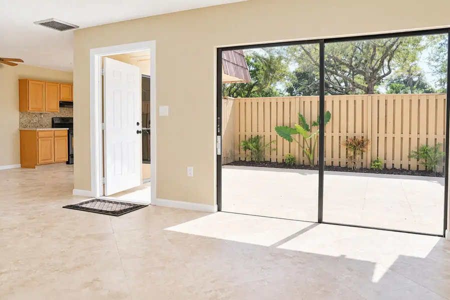 1211 12th Court, Palm Beach Gardens, FL 33410 - #3