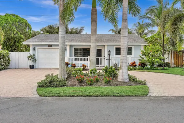 6840 NW 31st Way, Fort Lauderdale, FL 33309
