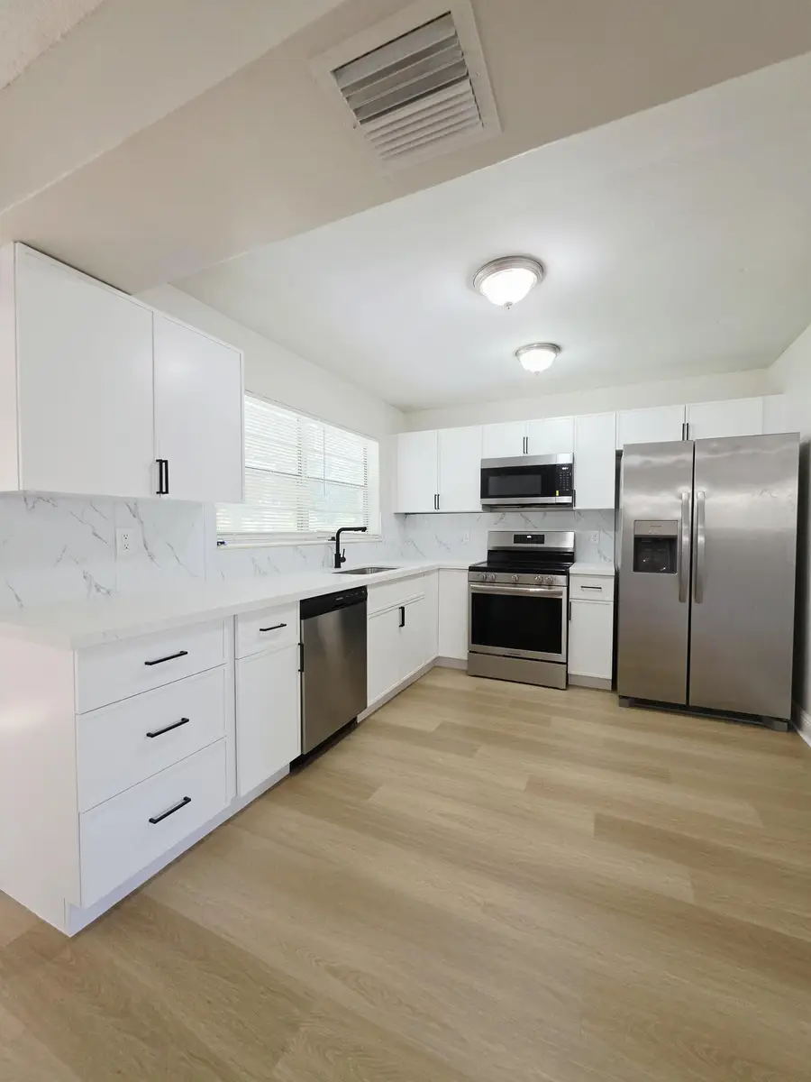 3070 SE 1st Place, Boynton Beach, FL 33435 - #2