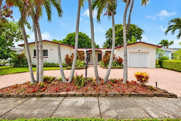 1960 NW 107th Avenue, Pembroke Pines, FL 33026
