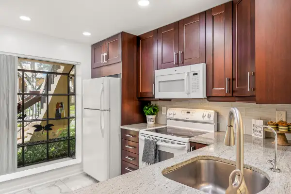 2225 SW 15th Street #223, Deerfield Beach, FL 33442