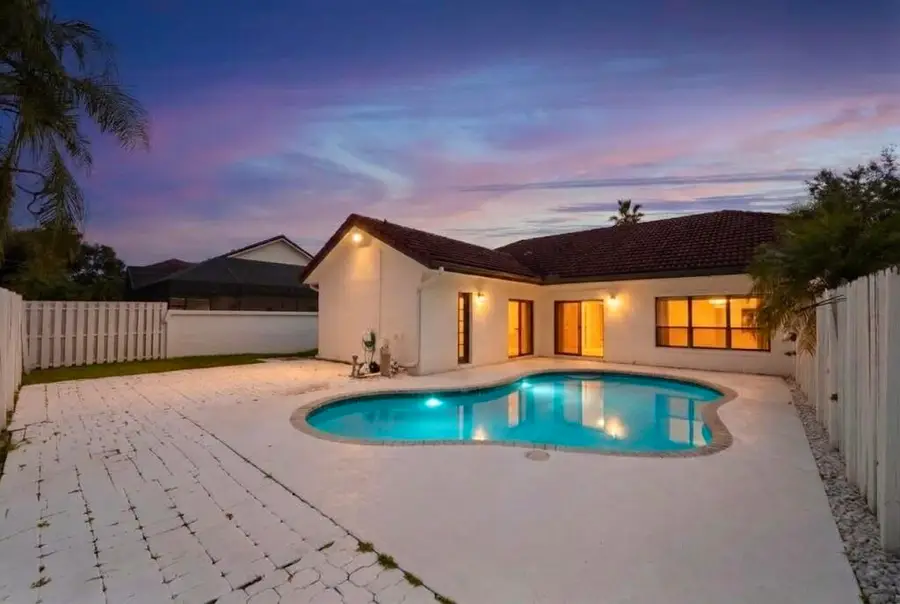9401 NW 18th Drive, Plantation, FL 33322 - #2