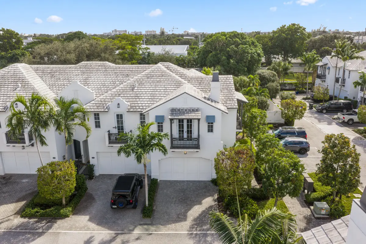 914 St George Boulevard, Delray Beach, FL 33483 - #1