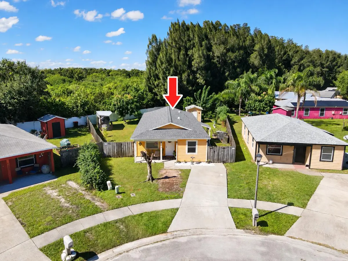 4035 41st Square, Vero Beach, FL 32967 - #1