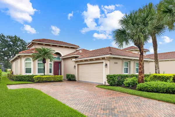 9008 Champions Way, Port St Lucie, FL 34986