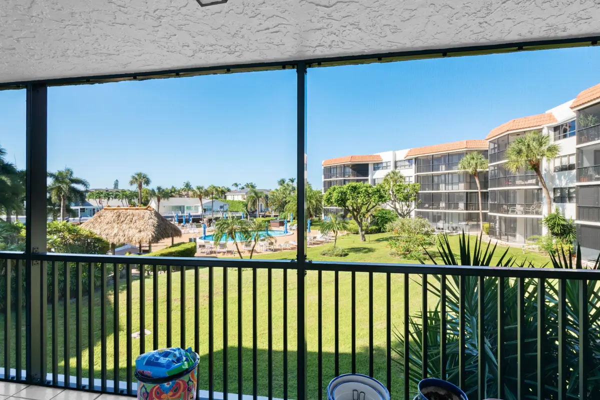 800 Jeffery Street #205, Boca Raton, FL 33487 - #1