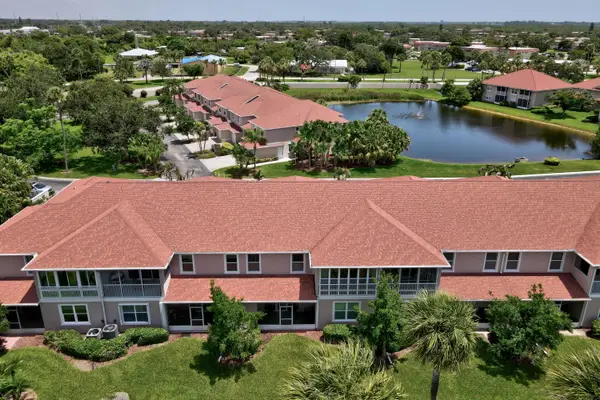 235 Grand Royale Circle #Unit 204, Vero Beach, FL 32962