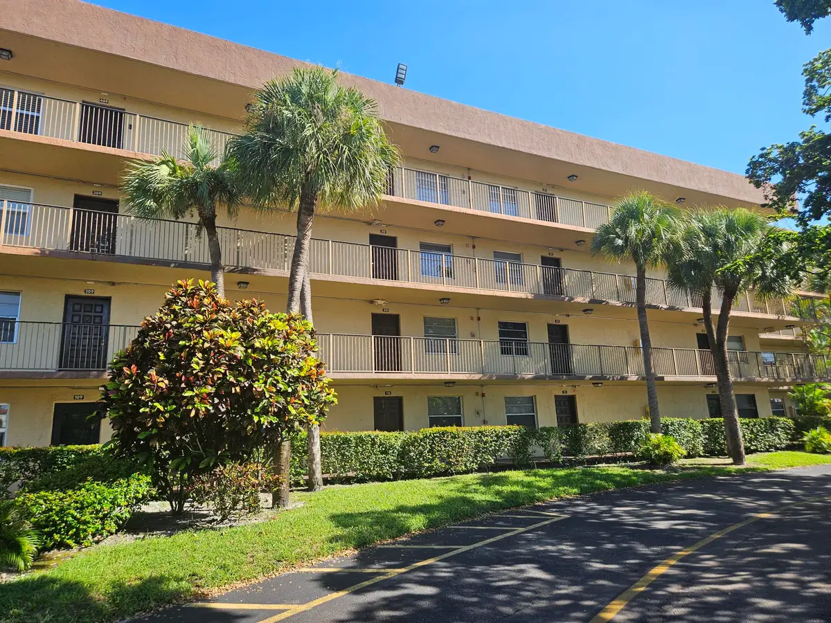 3121 NW 47th Terrace #210, Lauderdale Lakes, FL 33319 - #1