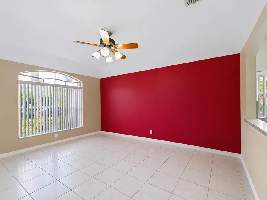 8071 Via Hacienda, Riviera Beach, FL 33418 - #3