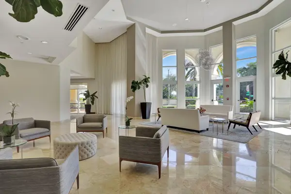 99 SE Mizner Boulevard #602, Boca Raton, FL 33432