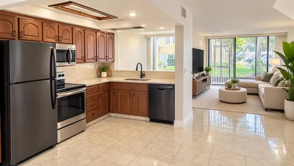 8701 SW 30th Street #205, Davie, FL 33328