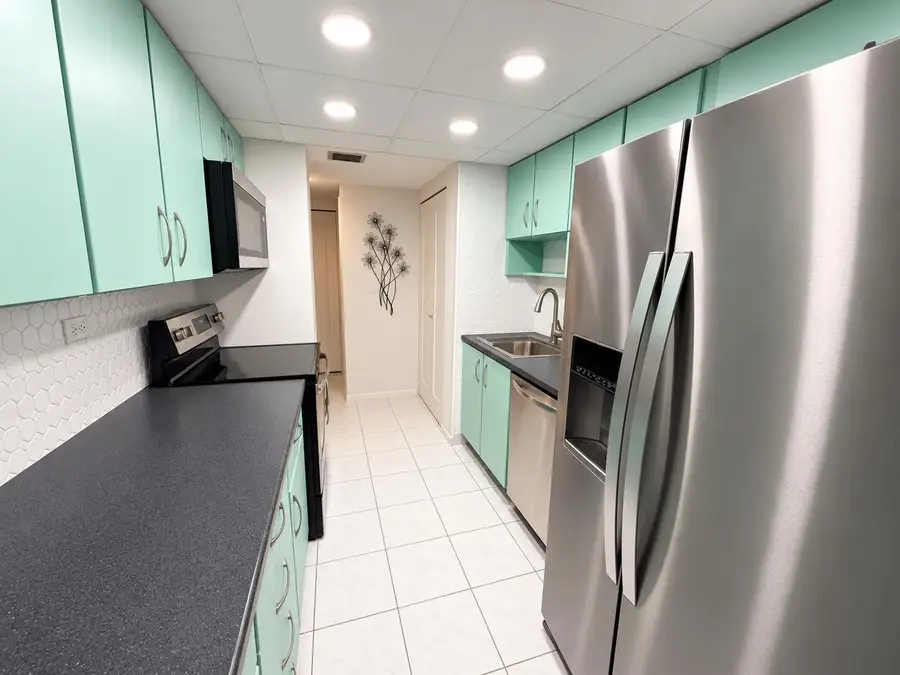 251 174th Street #707, Sunny Isles Beach, FL 33160 - #3