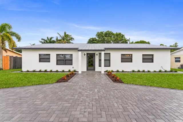 162 SE 27th Way, Boynton Beach, FL 33435 - #1