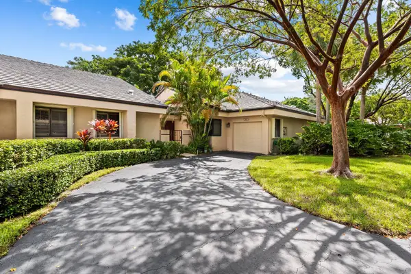 9325 N Chelsea Drive N, Plantation, FL 33324