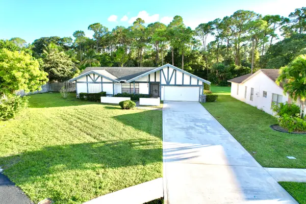 21782 Little Bear Way, Boca Raton, FL 33428